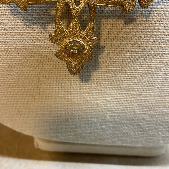 Robert Rose Vintage Cross Broach Necklace - Picture 3 of 3